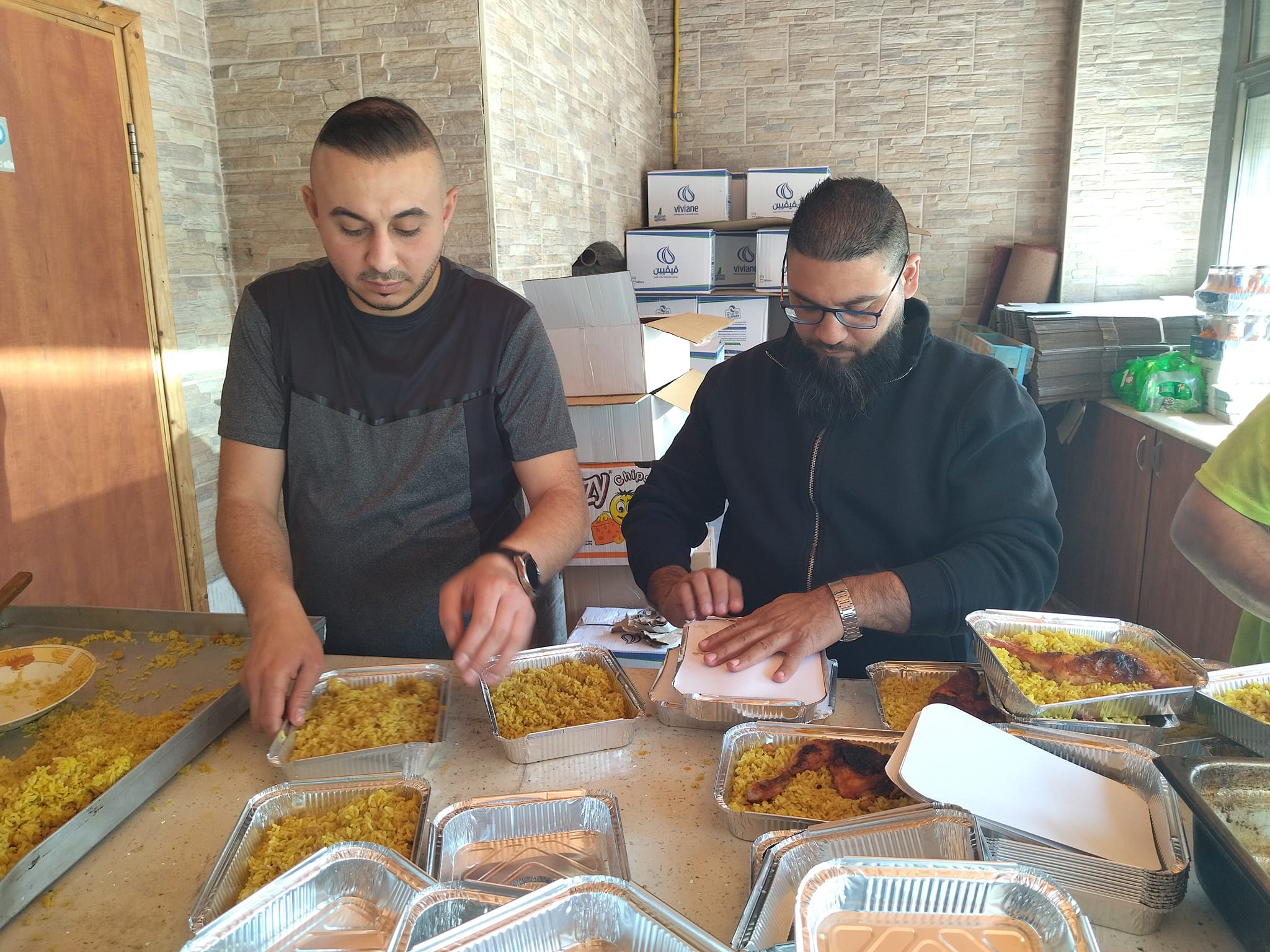 Feeding orphaned children project in Palestine